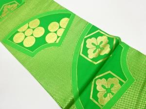 地紙に亀甲・花菱模様織出し丸帯